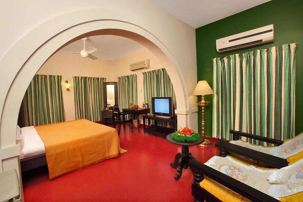 The River Retreat Heritage Ayurvedic Resort Shoranur Екстер'єр фото