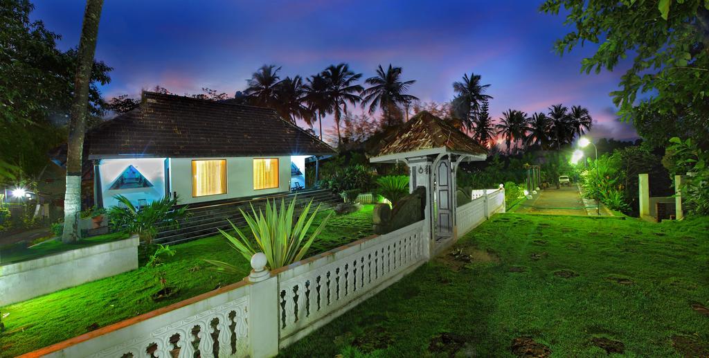 The River Retreat Heritage Ayurvedic Resort Shoranur Екстер'єр фото