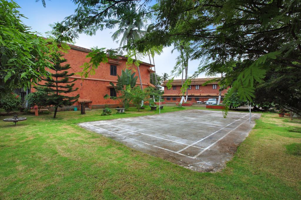 The River Retreat Heritage Ayurvedic Resort Shoranur Екстер'єр фото
