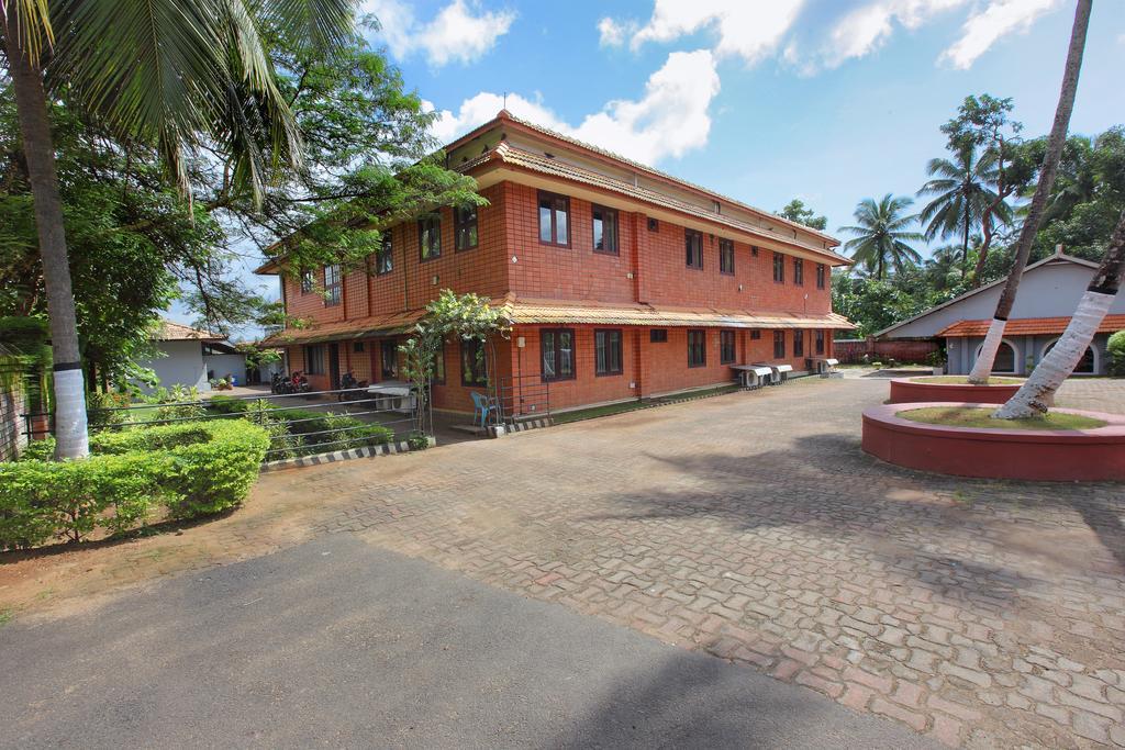 The River Retreat Heritage Ayurvedic Resort Shoranur Екстер'єр фото