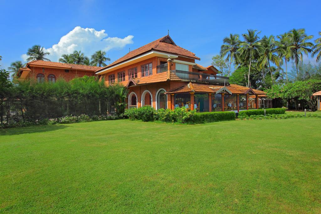 The River Retreat Heritage Ayurvedic Resort Shoranur Екстер'єр фото