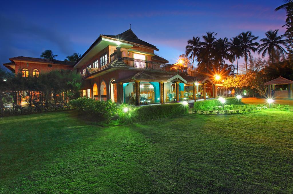 The River Retreat Heritage Ayurvedic Resort Shoranur Екстер'єр фото