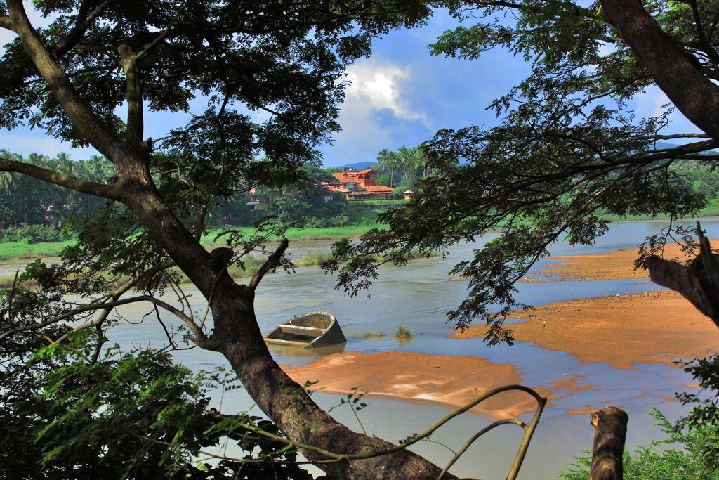 The River Retreat Heritage Ayurvedic Resort Shoranur Екстер'єр фото