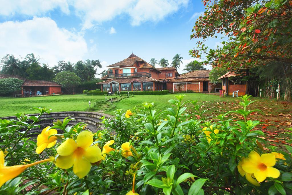 The River Retreat Heritage Ayurvedic Resort Shoranur Екстер'єр фото